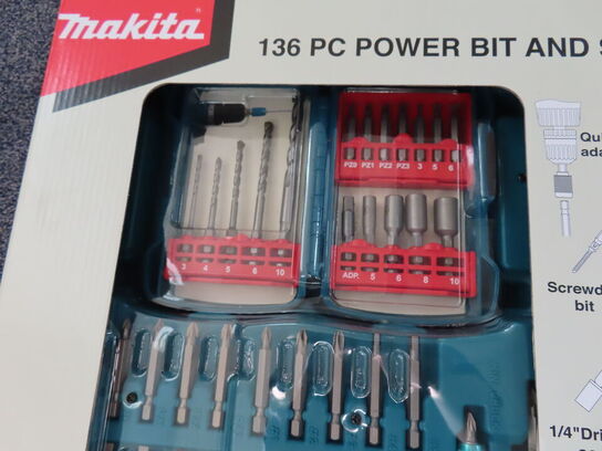 Bit/boresæt med 136 dele MAKITA