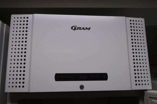 Industrikøleskab GRAM TWIN K 660 LSG 5N