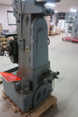 Fræser SCHAUBLIN 13