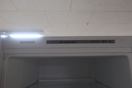 Køle/fryseskab SIEMENS KG39VVW30