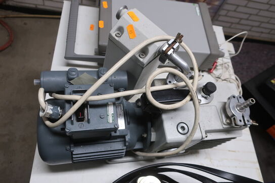 Pumpe TRIVAC / LEYBOLD-HERAEUS AF 4-8