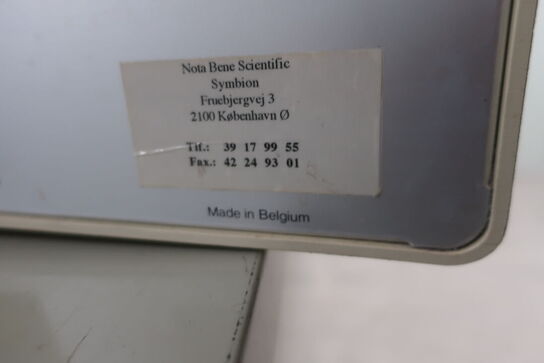 Variabel strømforsyning CONSORT E333