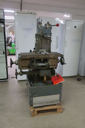 Fræser SCHAUBLIN 13