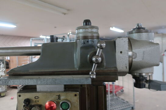 Fræser SCHAUBLIN 13