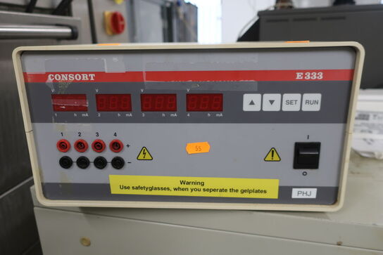 Variabel strømforsyning CONSORT E333