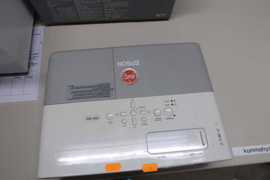 Projektor EPSON EMP-83H