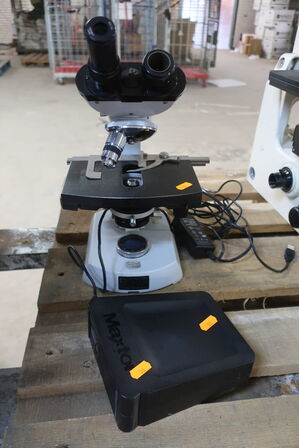 Mikroskop ZEISS m. div. tilbehør