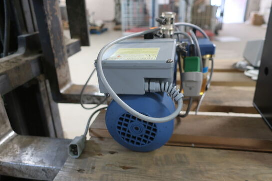 Vakuumpumpe m. væske VACUUBRAND PZ 2