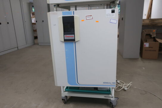 Inkubator THERMO SCIENTIFIC HERAcell 150i