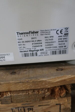 Centrifuge THERMOFISHER MegaFuge 40R