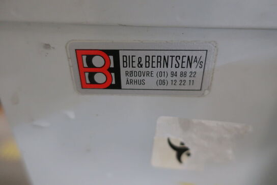 Varmeskab/ovn HERAEUS H420