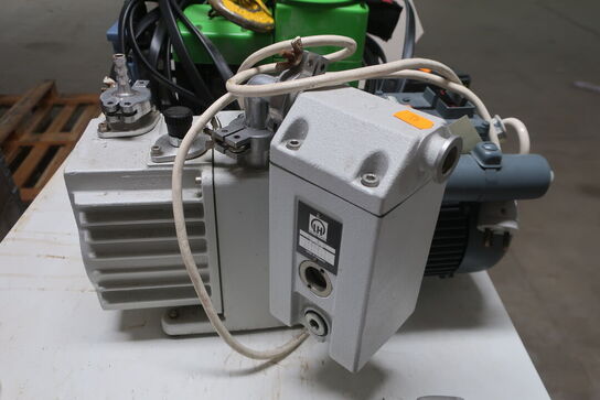 Pumpe TRIVAC / LEYBOLD-HERAEUS AF 4-8