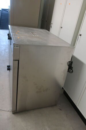 Sterilationsovn STRUERS MEMMERT UNE 600