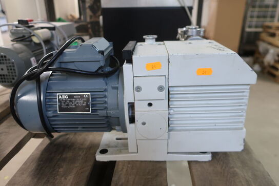 Pumpe TRIVAC D4B
