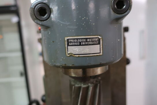 Fræser SCHAUBLIN 13