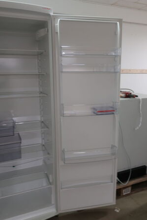 Køleskab ZANUSSI ZRA40100WA