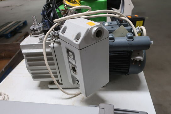 Pumpe TRIVAC / LEYBOLD-HERAEUS AF 4-8