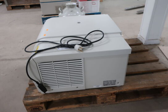 Centrifuge THERMOFISHER MegaFuge 40R