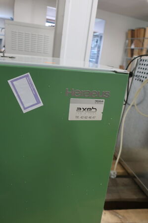 Varmeskab/ovn HERAEUS H420