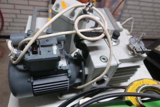 Pumpe TRIVAC / LEYBOLD-HERAEUS AF 4-8