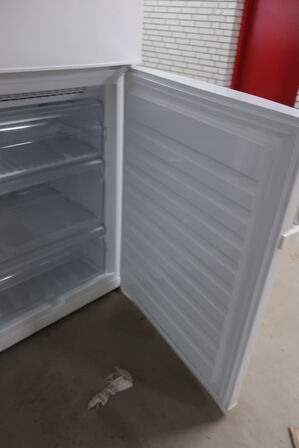 Køle/fryseskab WHIRLPOOL WBE3325