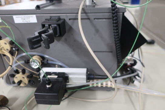 Væskekromatografi ÄKTAprime plus