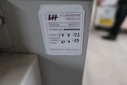 Laboratoriefryser med styring