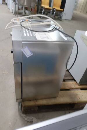 Tørreovn MEMMERT UNB 200