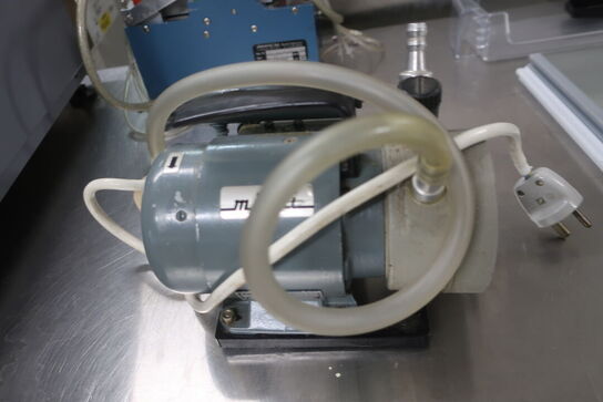 Pumpe LEYBOLD-HERAEUS MINNI A