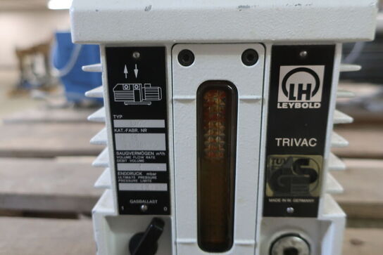Pumpe TRIVAC D4B