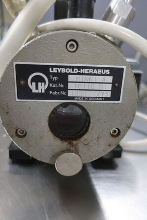 Pumpe LEYBOLD-HERAEUS MINNI A
