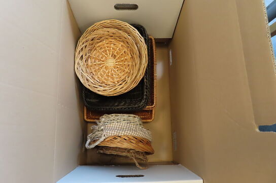 3 kasser med indhold