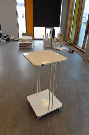 5 stk. Skraldestativer