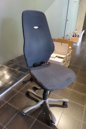 Reol, stol + diverse 