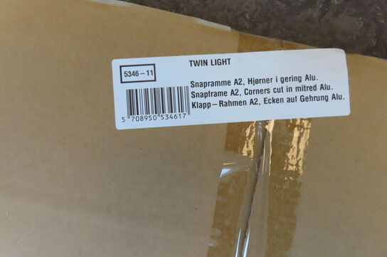 2 kasser ledninger & 1 kasse klikrammer