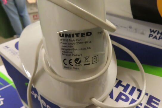 Palle med diverse kopipapir inkl. Blæser