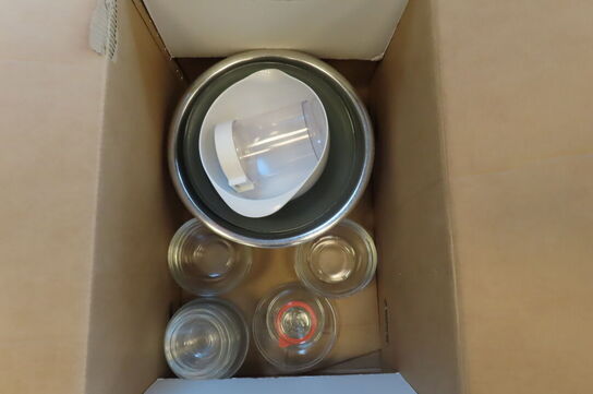 3 kasser med indhold