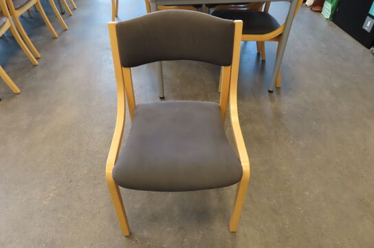 4 stk. Borde inkl. 24 stk. stole