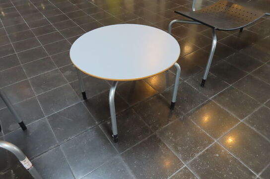 5 stk. Dobbeltstole inkl. 3 stk. borde