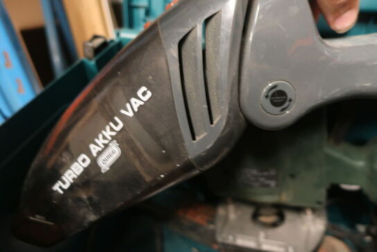 Div. Håndværktøj bl.a. fugepistol MILWAUKEE samt div. Overfræsere