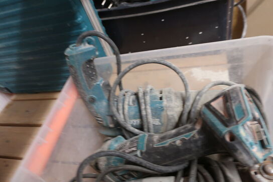 Div. Håndværktøj bl.a. fugepistol MILWAUKEE samt div. Overfræsere