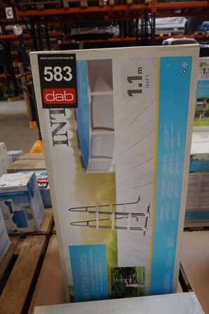 Intex Deluxe Pool sikkerhedsstige med aftagelige trin til pools - 92-107 cm
