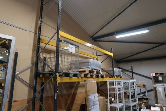 2 fag pallereoler uden indhold