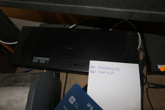Computerskærm LENOVO, tastatur, mus, computer LENOVO 12E3