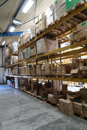11 fag pallereoler uden indhold
