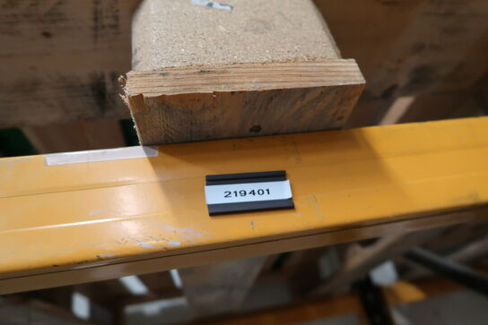 3 stk. paller med plastikasser 