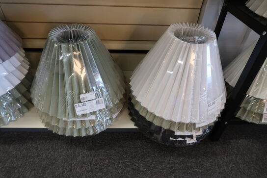 61 stk. ass. Lampeskærme 