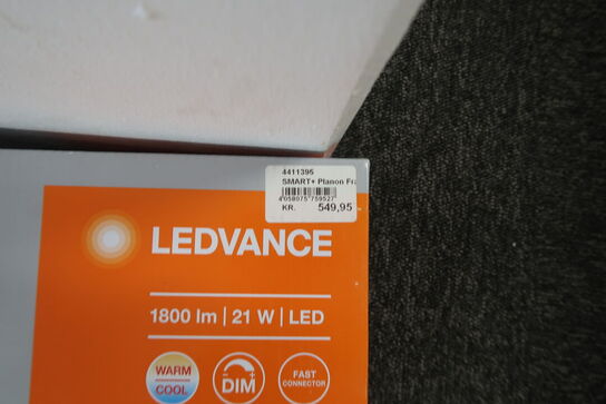 Ledvance Smart+ Wifi | Planon Frameless Sparkle panel
