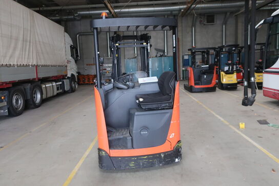 Reachtruck TOYOTA RRE 140B