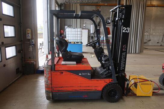 Gaffeltruck TOYOTA 5FBE15